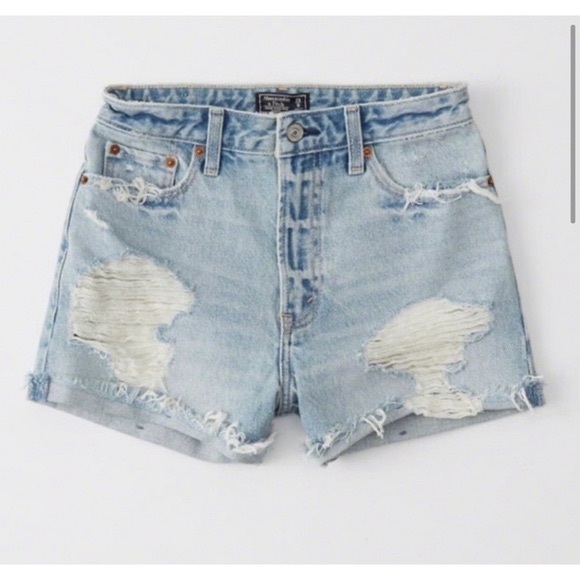 Abercrombie & Fitch Annie High rise light wash distressed denim shorts - size 27 - Picture 3 of 13